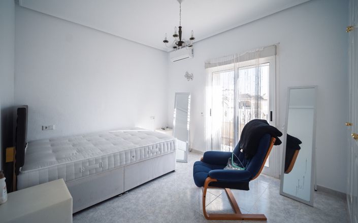 Image No.7-3 Bed Townhouse for sale