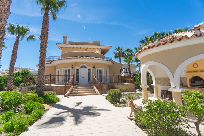 Image No.3-Villa de 3 chambres à vendre à Ciudad Quesada