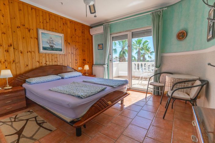 Image No.13-2 Bed Villa for sale