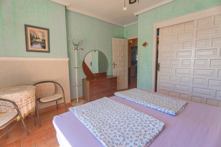 Image No.15-2 Bed Villa for sale