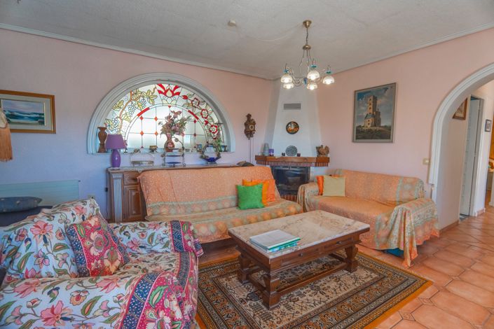 Image No.4-2 Bed Villa for sale