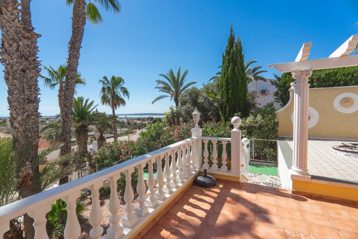 Image No.53-2 Bed Villa for sale