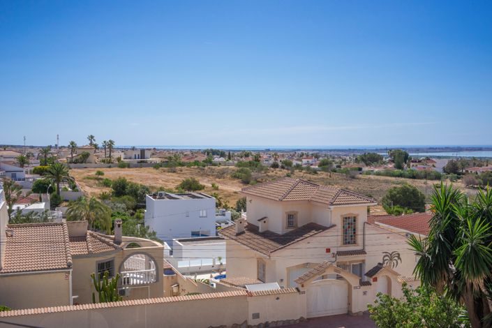 Image No.62-2 Bed Villa for sale