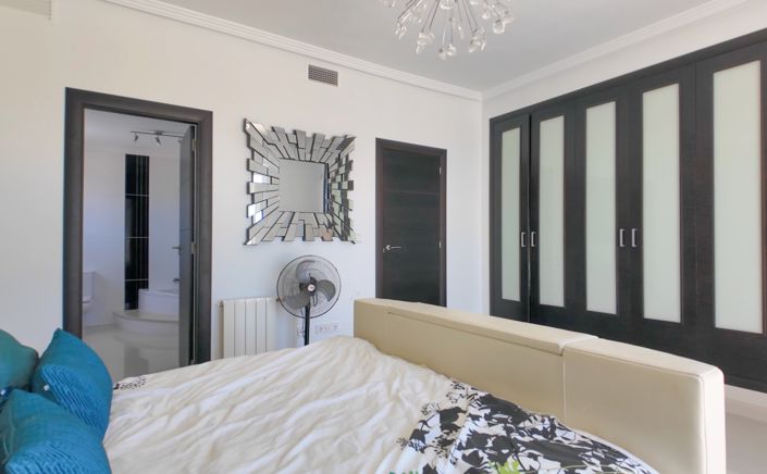 Image No.39-6 Bed Villa for sale