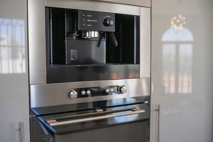 Image No.6-6 Bed Villa for sale