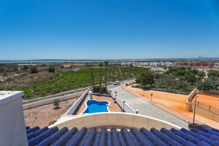 Image No.62-6 Bed Villa for sale