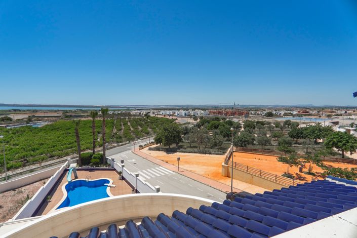 Image No.64-6 Bed Villa for sale