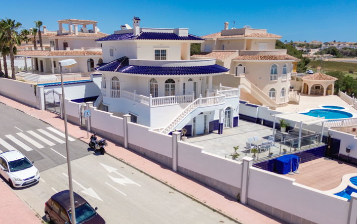 Image No.75-6 Bed Villa for sale