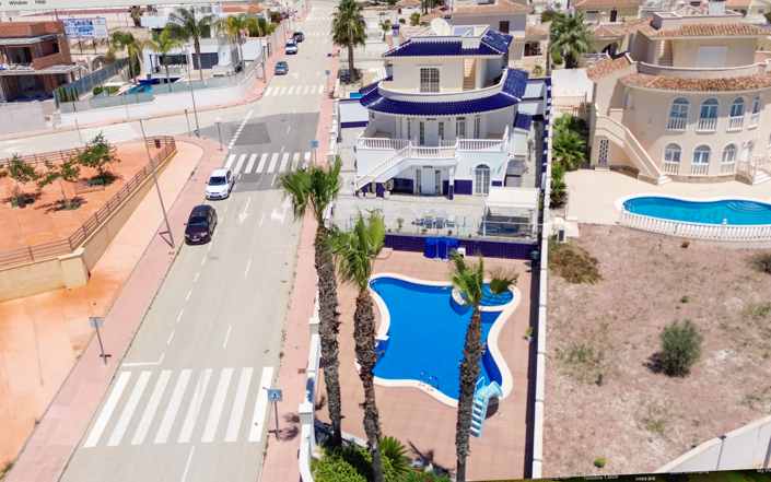 Image No.76-6 Bed Villa for sale