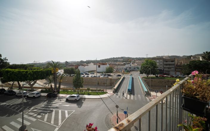 Image No.3-3 Bed Apartment for sale