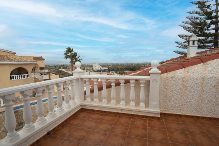 Image No.43-4 Bed Villa for sale