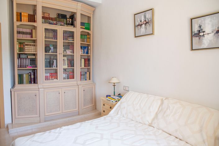 Image No.18-4 Bed Villa for sale