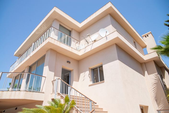 Image No.56-4 Bed Villa for sale