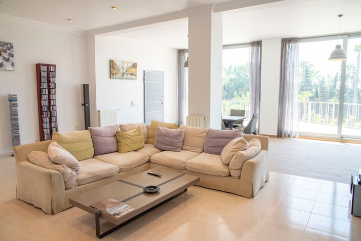 Image No.8-4 Bed Villa for sale