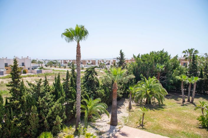 Image No.72-4 Bed Villa for sale