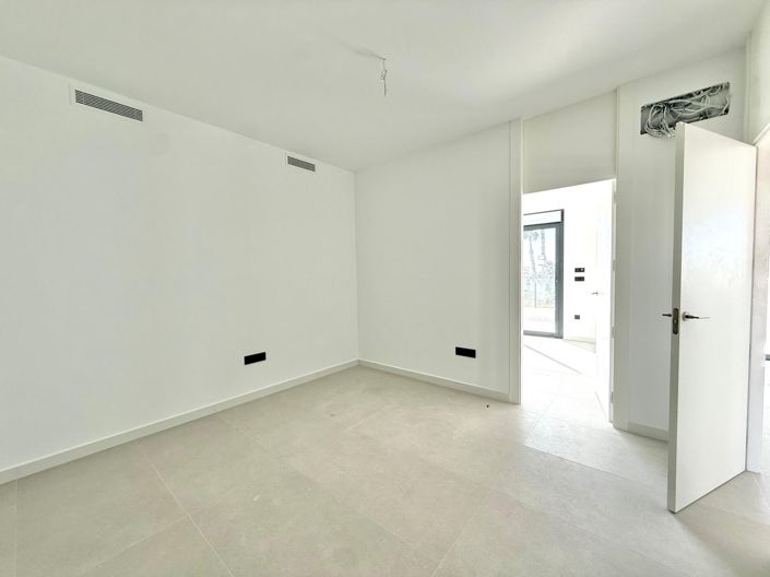 Image No.7-Villa de 4 chambres à vendre à Ciudad Quesada