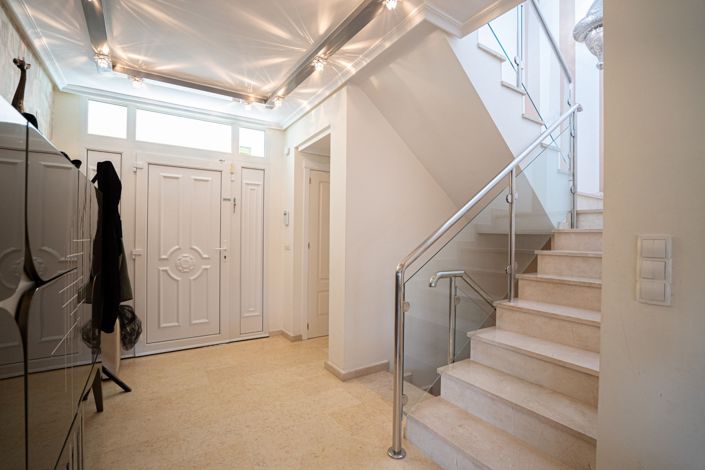 Image No.13-5 Bed Villa for sale