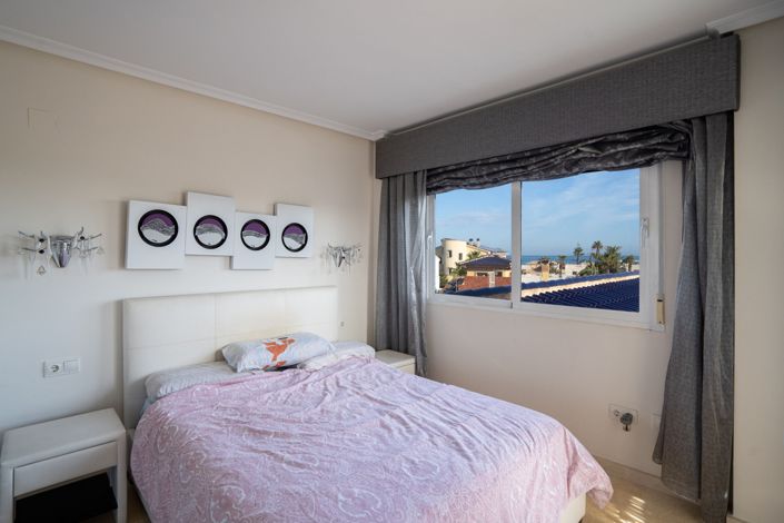 Image No.27-5 Bed Villa for sale