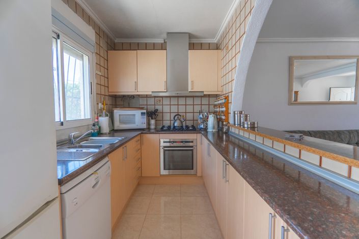 Image No.10-2 Bed Villa for sale