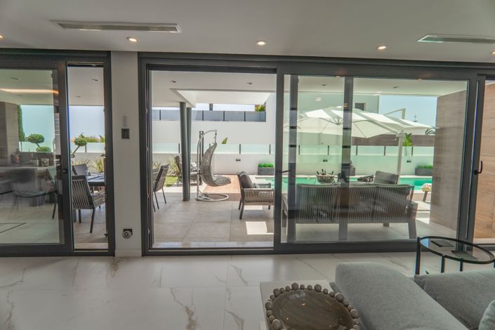 Image No.5-4 Bed Villa for sale