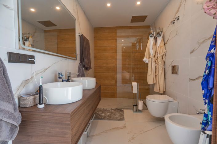 Image No.49-4 Bed Villa for sale