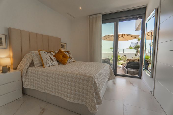 Image No.52-4 Bed Villa for sale