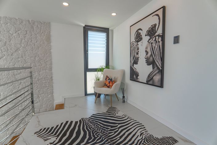 Image No.73-4 Bed Villa for sale