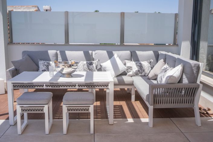 Image No.92-4 Bed Villa for sale