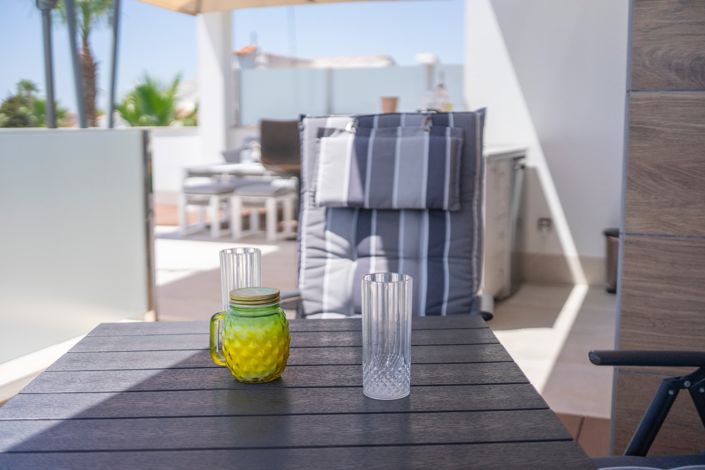 Image No.93-4 Bed Villa for sale