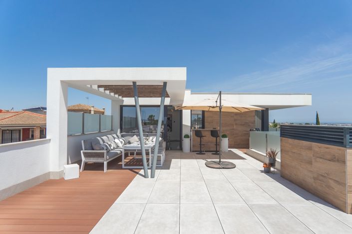 Image No.97-4 Bed Villa for sale