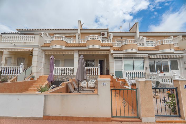 Image No.1-2 Bed Townhouse for sale