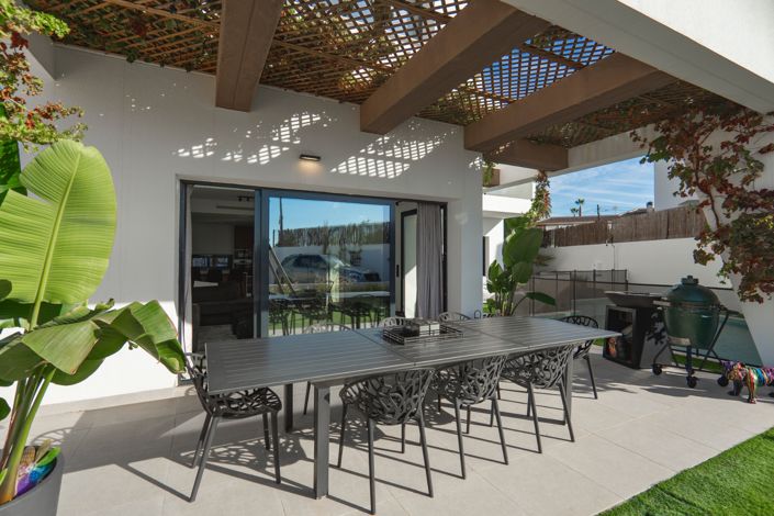 Image No.34-4 Bed Villa for sale