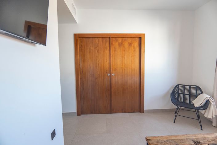 Image No.57-4 Bed Villa for sale