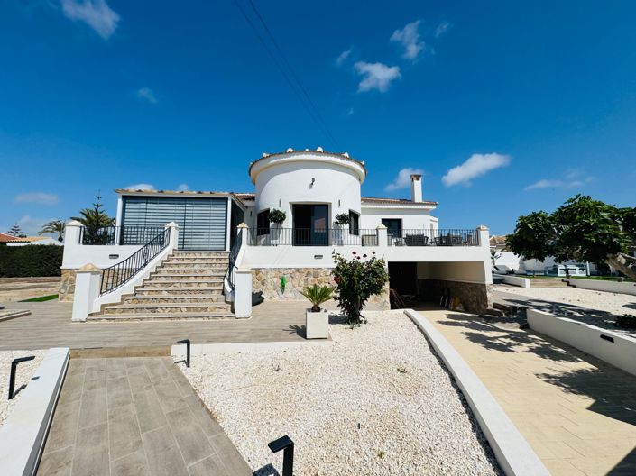 Image No.1-Villa de 3 chambres à vendre à Ciudad Quesada