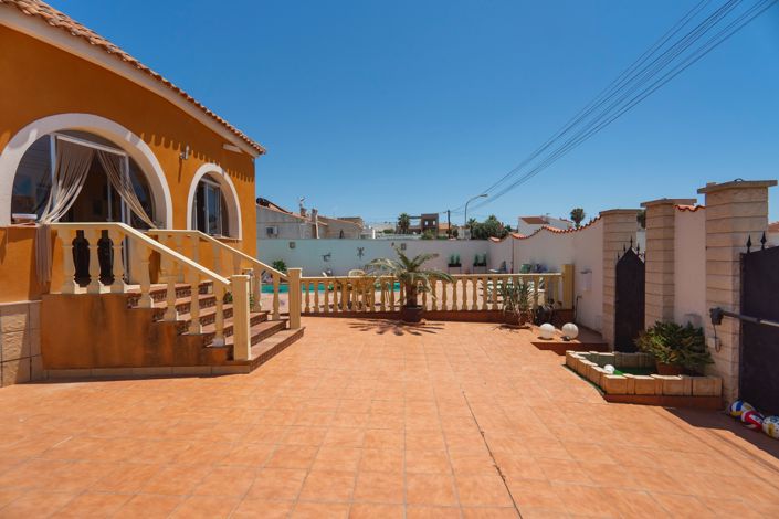 Image No.11-4 Bed Villa for sale