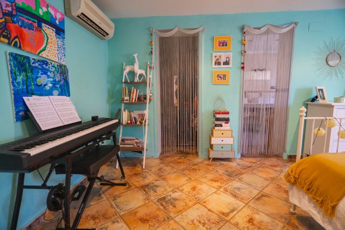 Image No.43-4 Bed Villa for sale