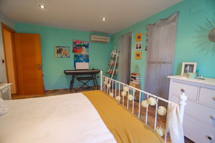 Image No.44-4 Bed Villa for sale