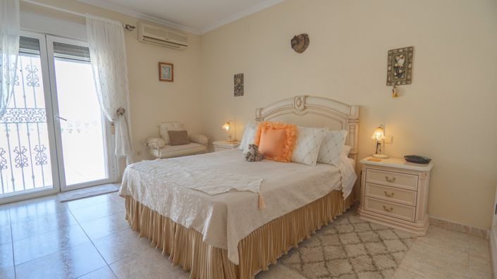 Image No.26-4 Bed Villa for sale