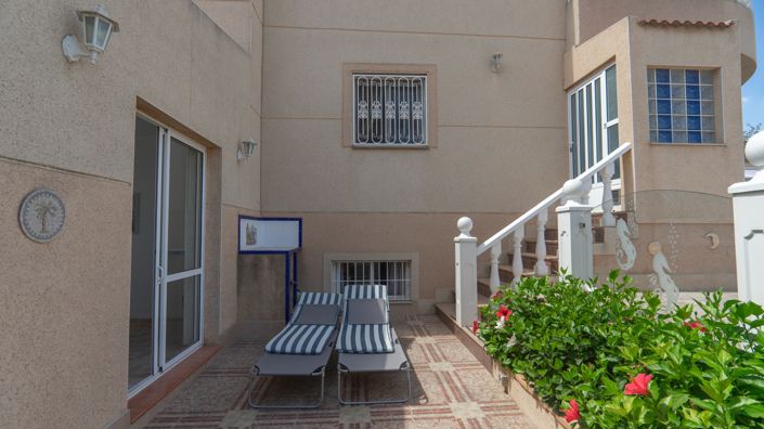 Image No.69-4 Bed Villa for sale