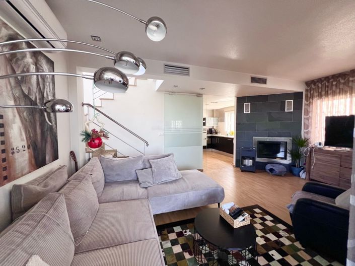 Image No.4-Villa de 4 chambres à vendre à Ciudad Quesada