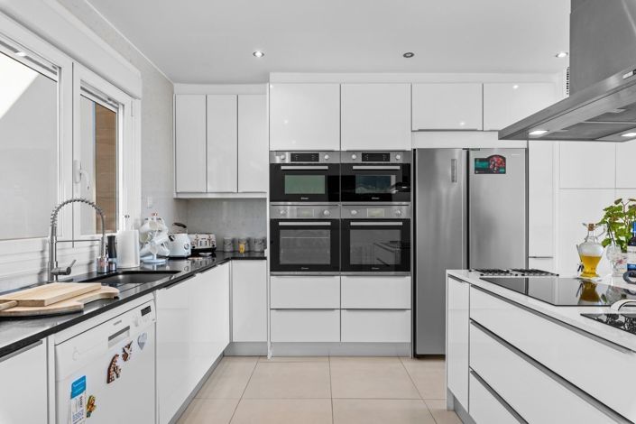 Image No.11-4 Bed Villa for sale