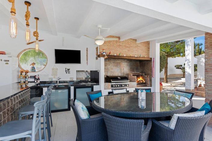 Image No.16-4 Bed Villa for sale