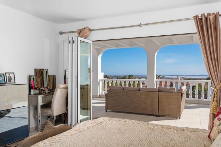 Image No.22-4 Bed Villa for sale