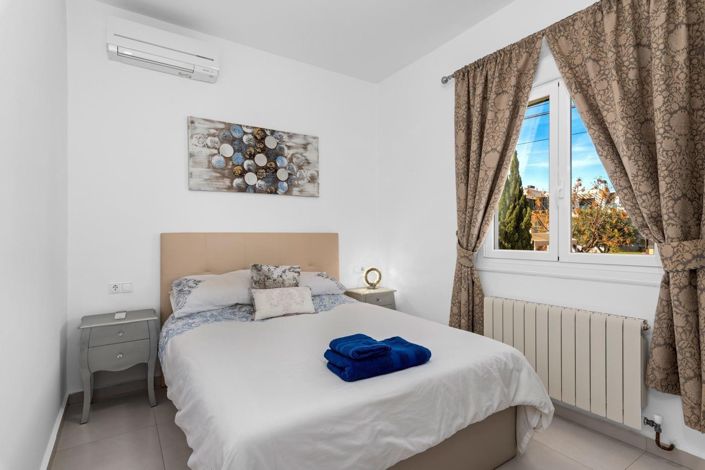 Image No.33-4 Bed Villa for sale