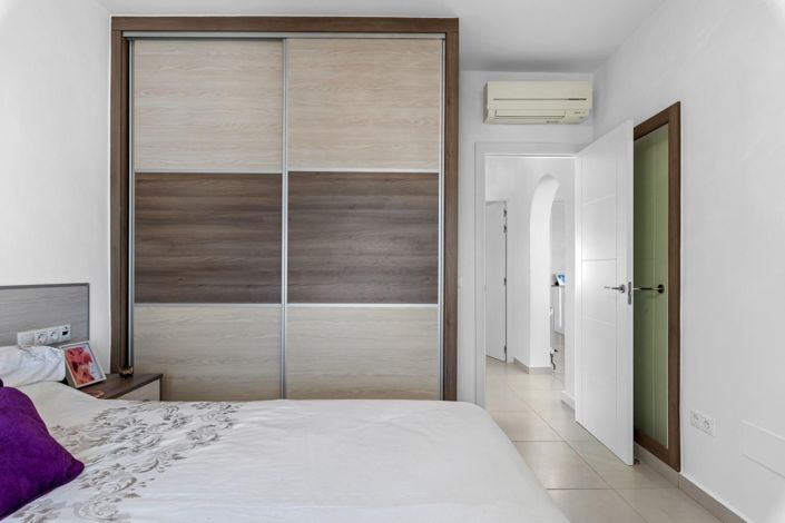 Image No.37-4 Bed Villa for sale