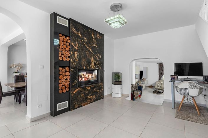 Image No.5-4 Bed Villa for sale