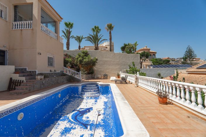 Image No.19-3 Bed Villa for sale