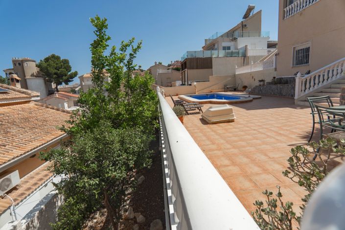 Image No.22-3 Bed Villa for sale