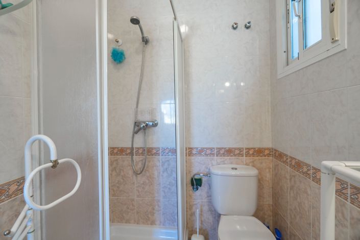 Image No.27-3 Bed Villa for sale