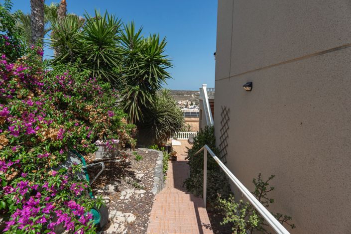 Image No.30-3 Bed Villa for sale